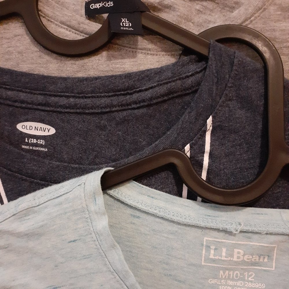 3 long sleeved tees